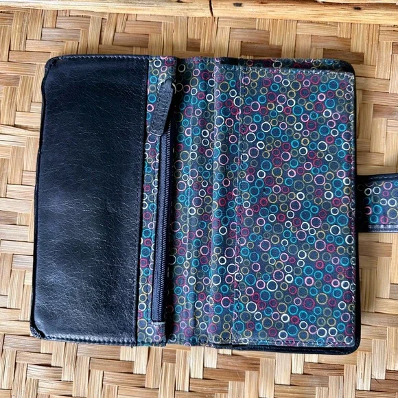 Fossil Black Leather Tab Wallet - Picture 5 of 6